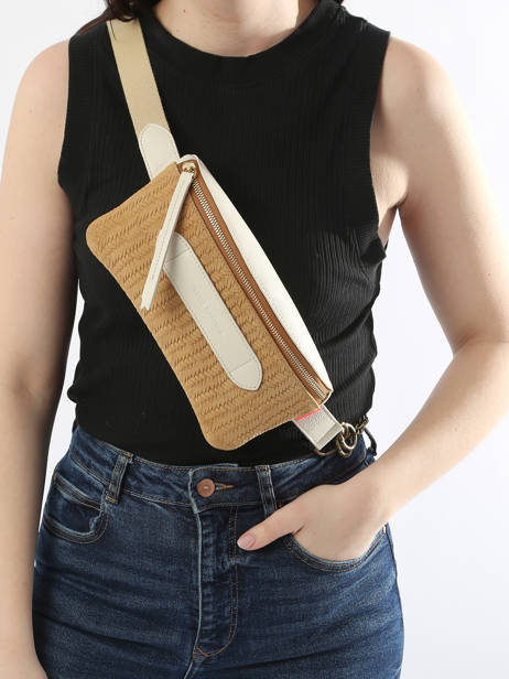 Sac Ceinture Coachella Cuir Daim FaÃ§on TressÃ© Marie martens Beige coachella CVT vue secondaire 1